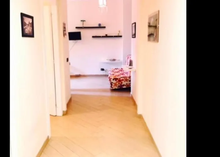 Piazza San Giovanni 4*