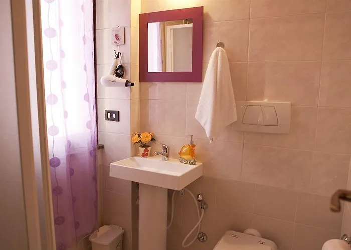 Piazza San Giovanni 4* רומא