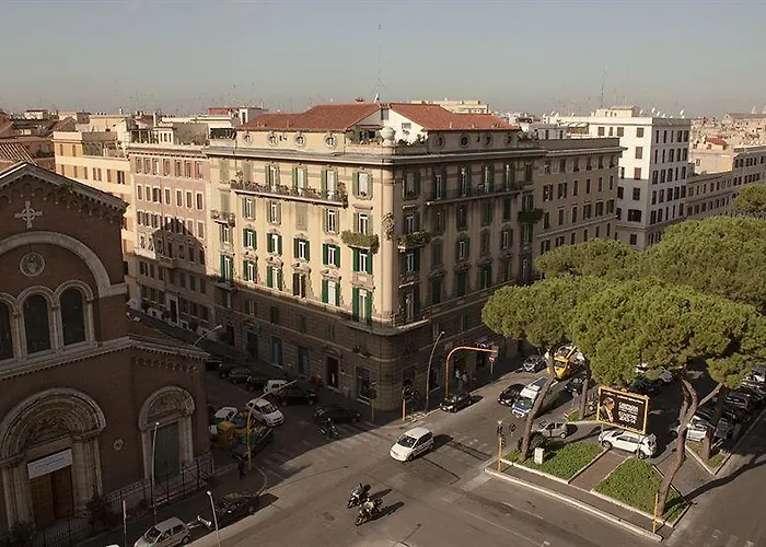 לינה וארוחת בוקר Piazza San Giovanni 4*
