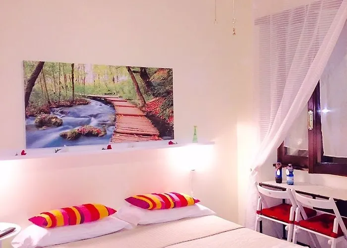Piazza San Giovanni 4*
