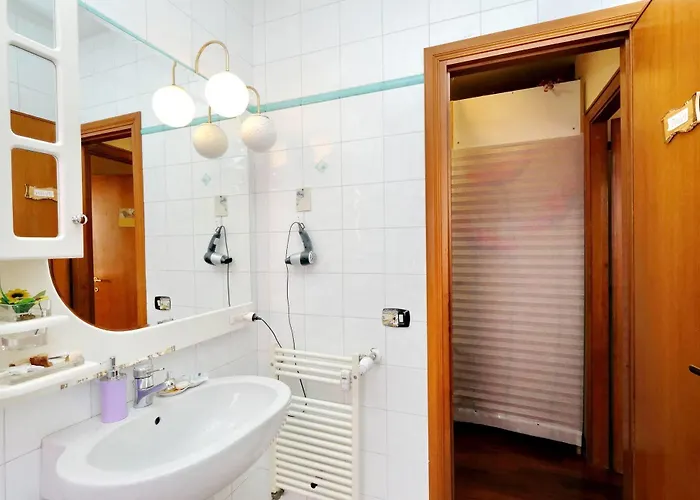 Piazza San Giovanni 4* רומא