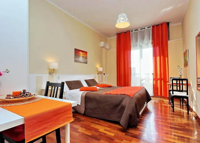 לינה וארוחת בוקר Piazza San Giovanni 4*