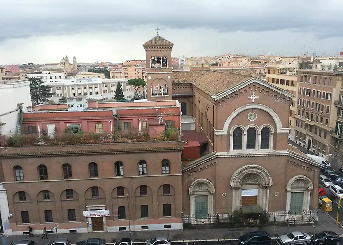 Piazza San Giovanni לינה וארוחת בוקר רומא